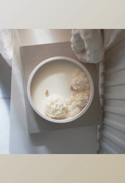 Bougie SILA - Pivoines et Jesmonite